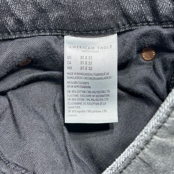 American Eagle Jeans Mens 31 x 32 Slim Airflex 360 Distressed Holes Black Grunge - Picture 4 of 5